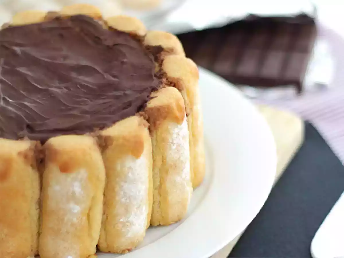 Charlota de chocolate fácil - foto 3