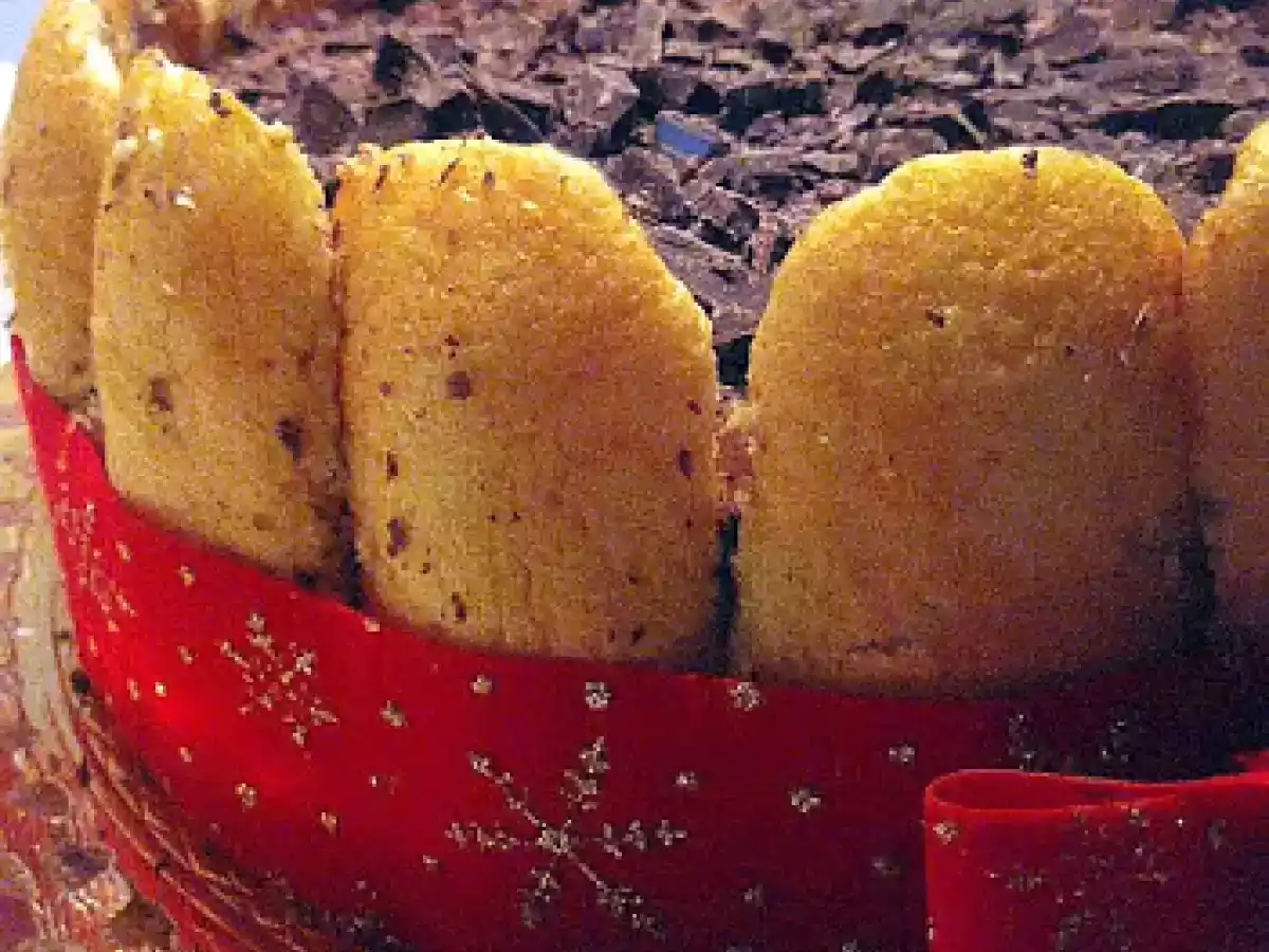 Charlota de chocolate y café