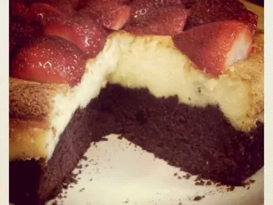 Cheesecake brownie con fresas