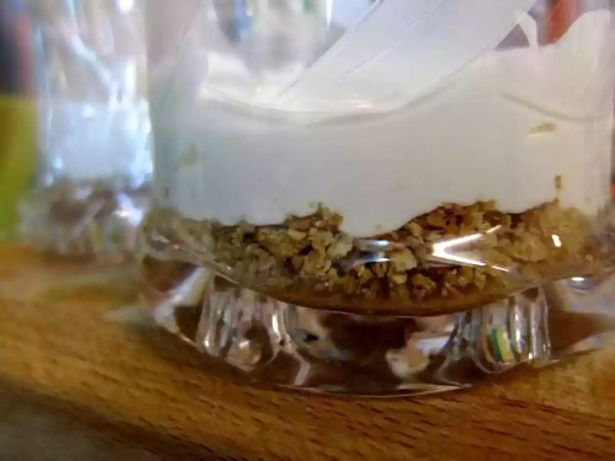 Cheesecake de fresas en vasitos - foto 7