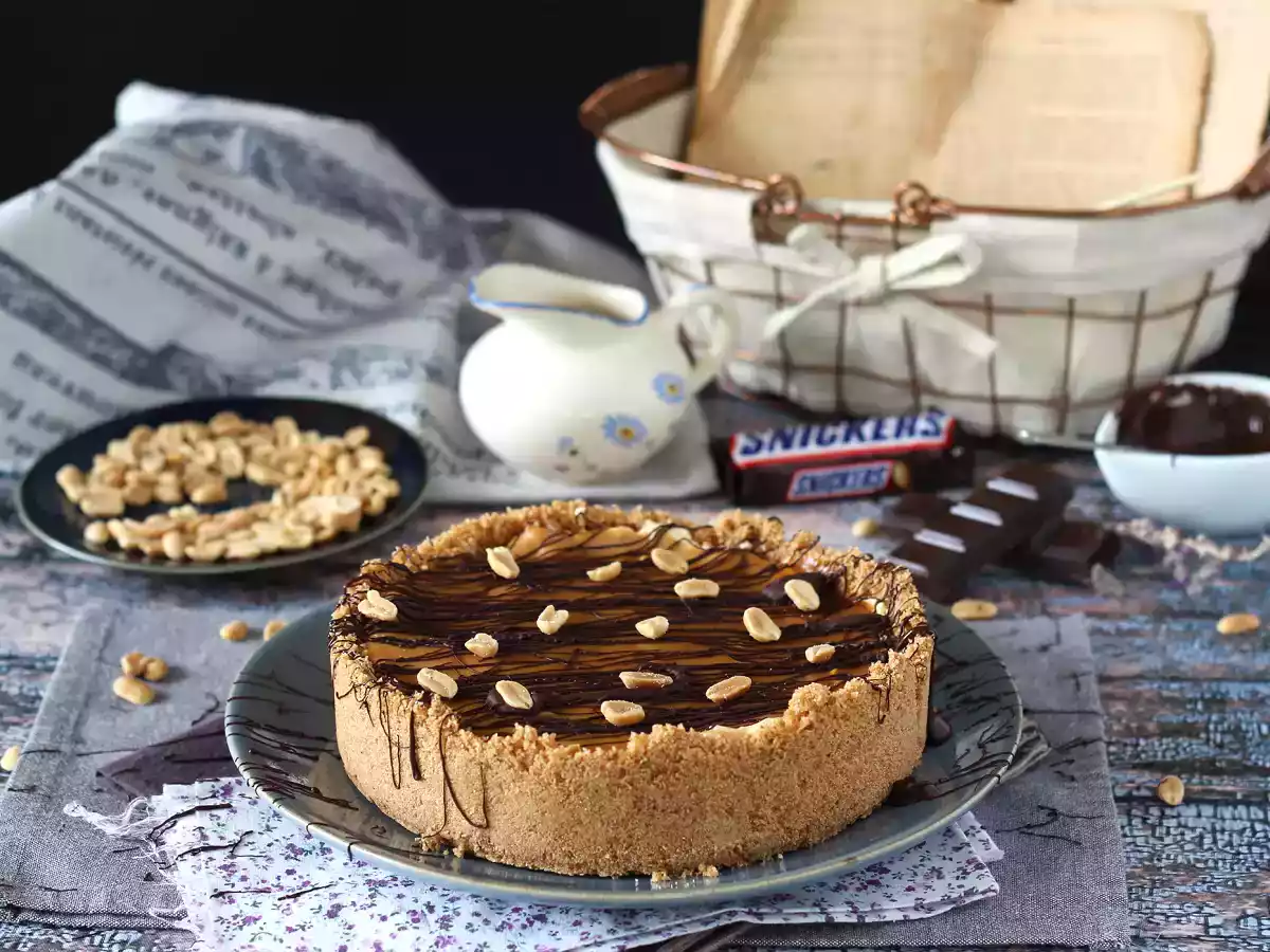 Cheesecake de Snickers - Tarta de queso con caramelo de mantequilla salada