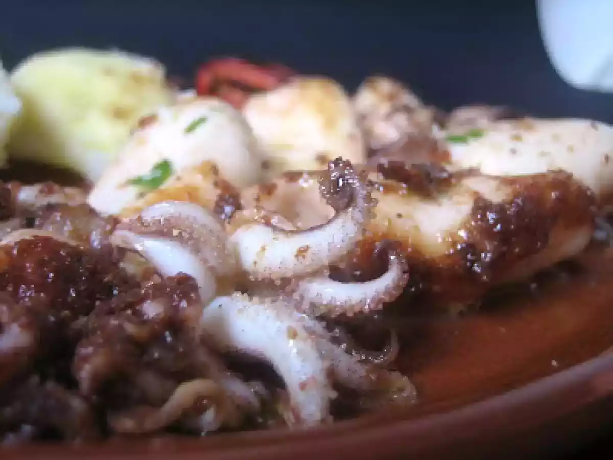 Chipirones a la plancha con perejil