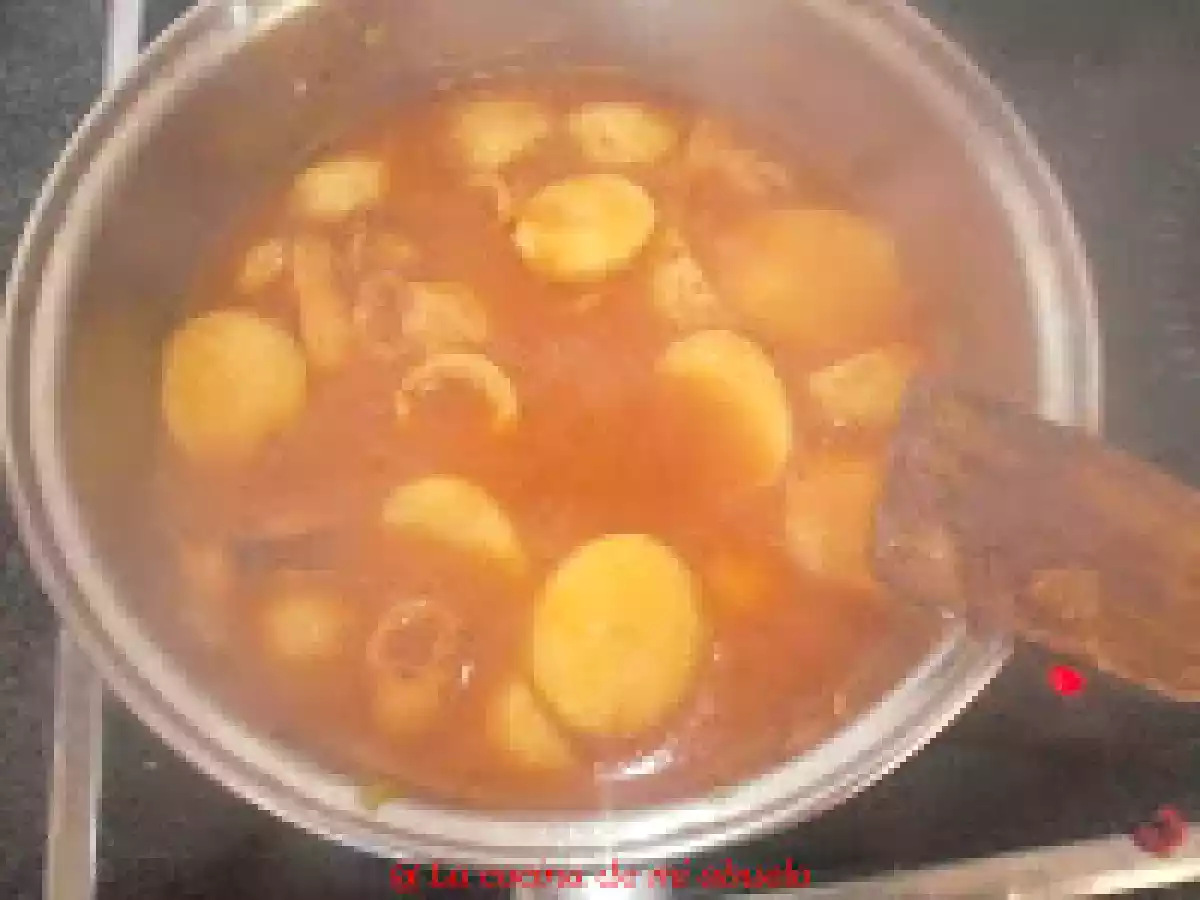 Chipirones con patatas nuevas