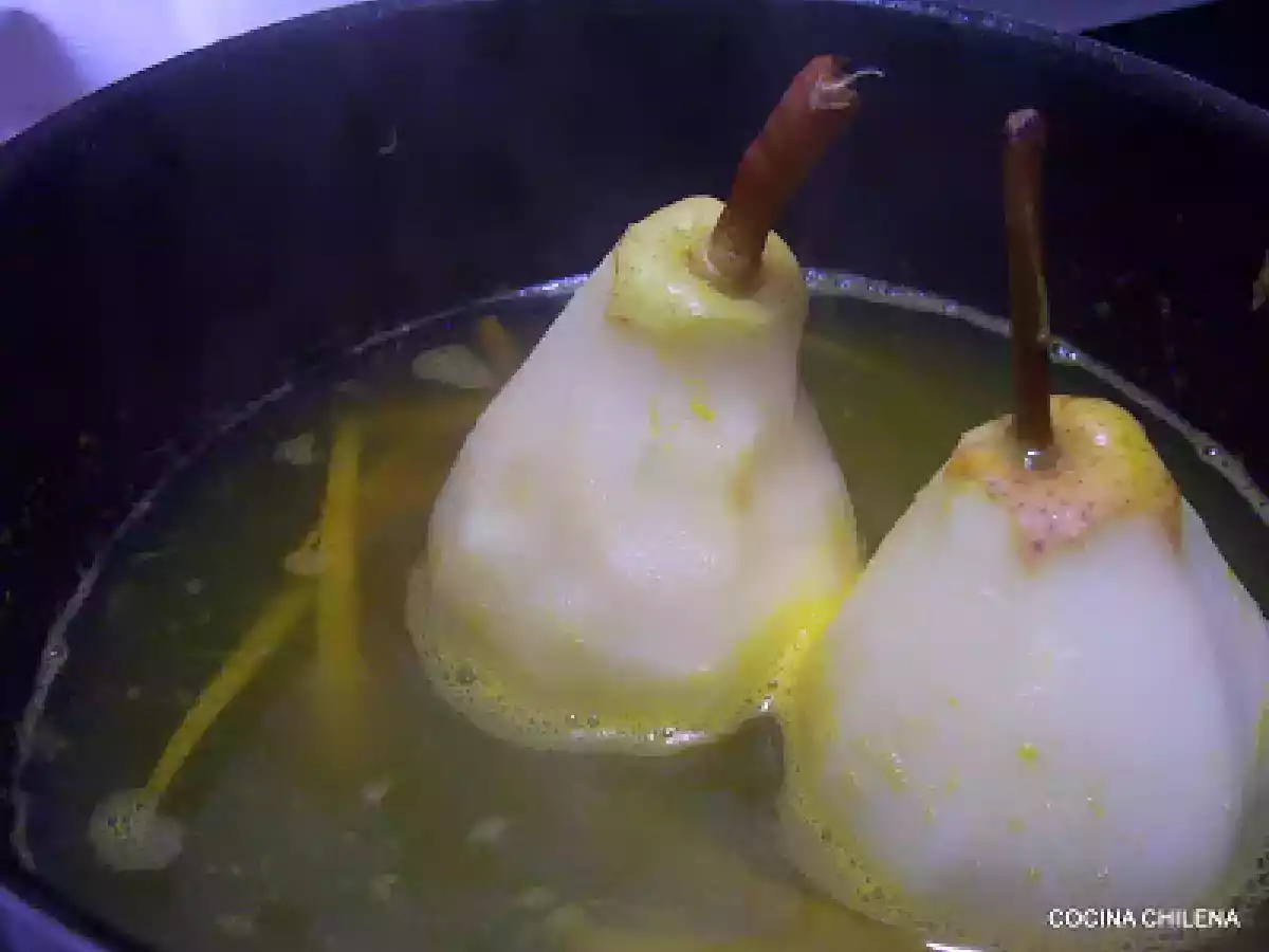 Chirimoya alegre y peras en salsa de naranjas - foto 3