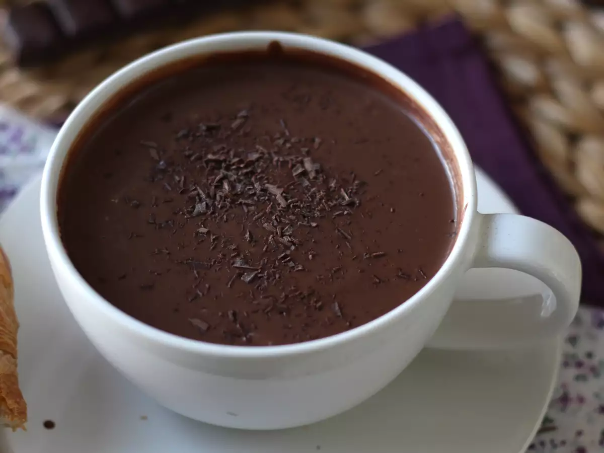 Chocolate a la taza casero: la receta fácil para que quede denso, brillante y sedoso - foto 3