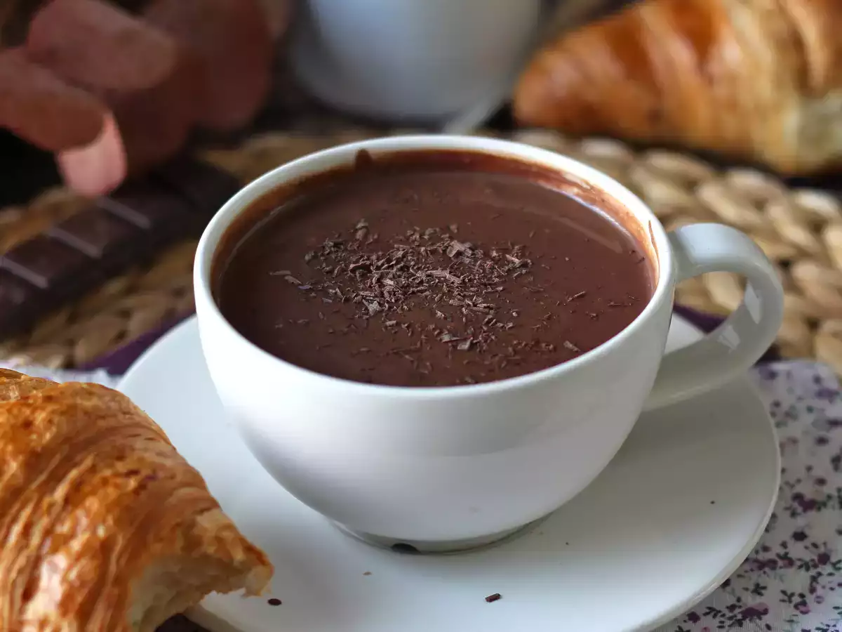 Chocolate a la taza casero: la receta fácil para que quede denso, brillante y sedoso - foto 2