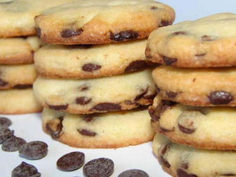 Chocolate chip cookies o galletas con chispas de chocolate