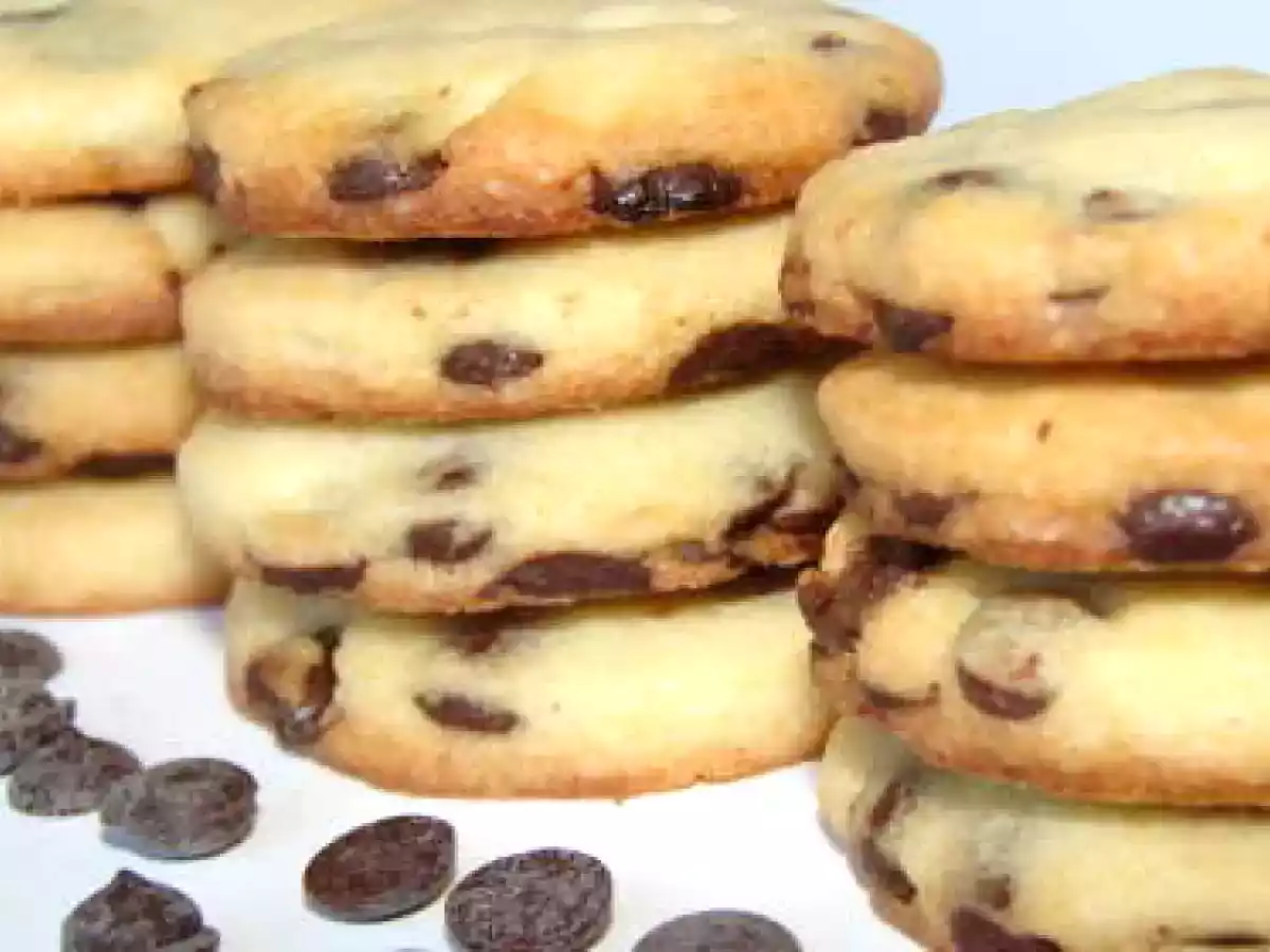 Chocolate chip cookies o galletas con chispas de chocolate