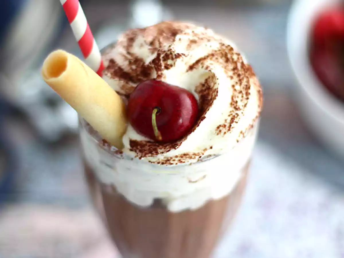 Chocolate liegeois, Dalkys con nata montada - foto 2