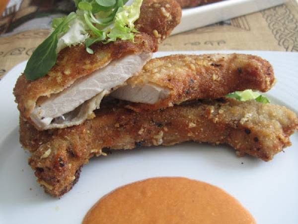 Chuletas de Cerdo rebozadas con Romesco - foto 2