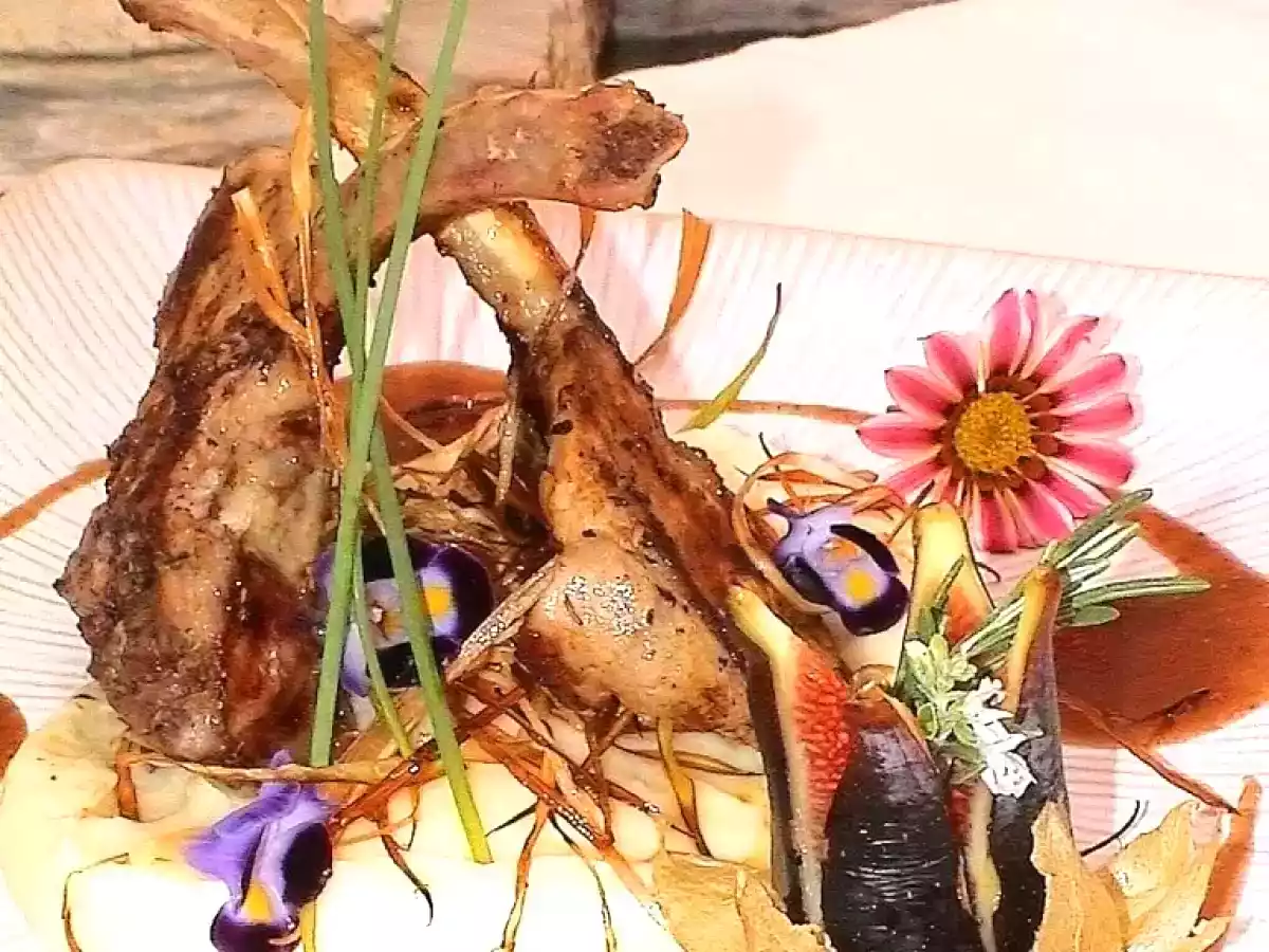 Chuletas de Cordero en Salsa de Higos al Oporto
