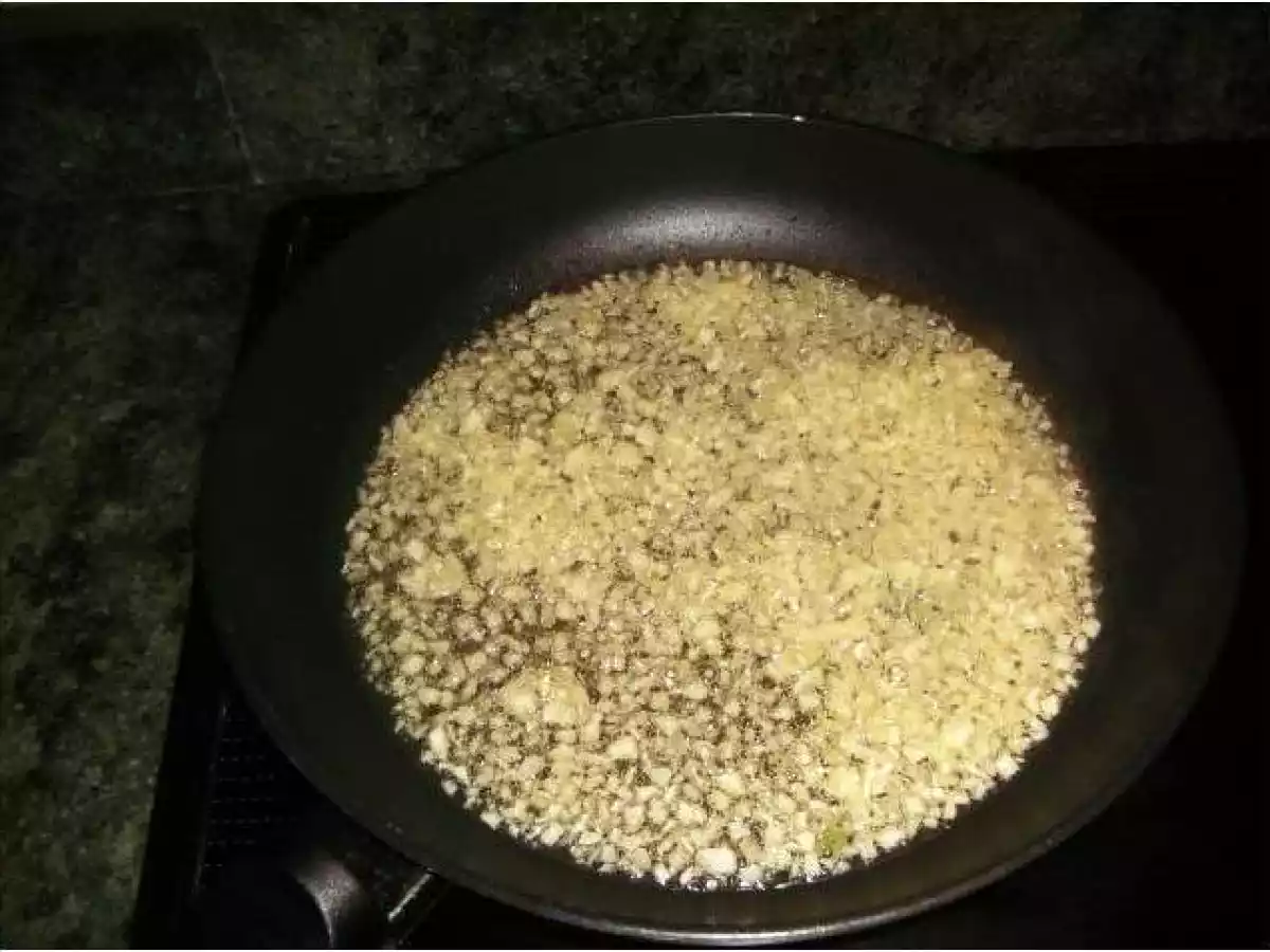 CHULETAS DE CORDERO LECHAL CON TOMATE - foto 2