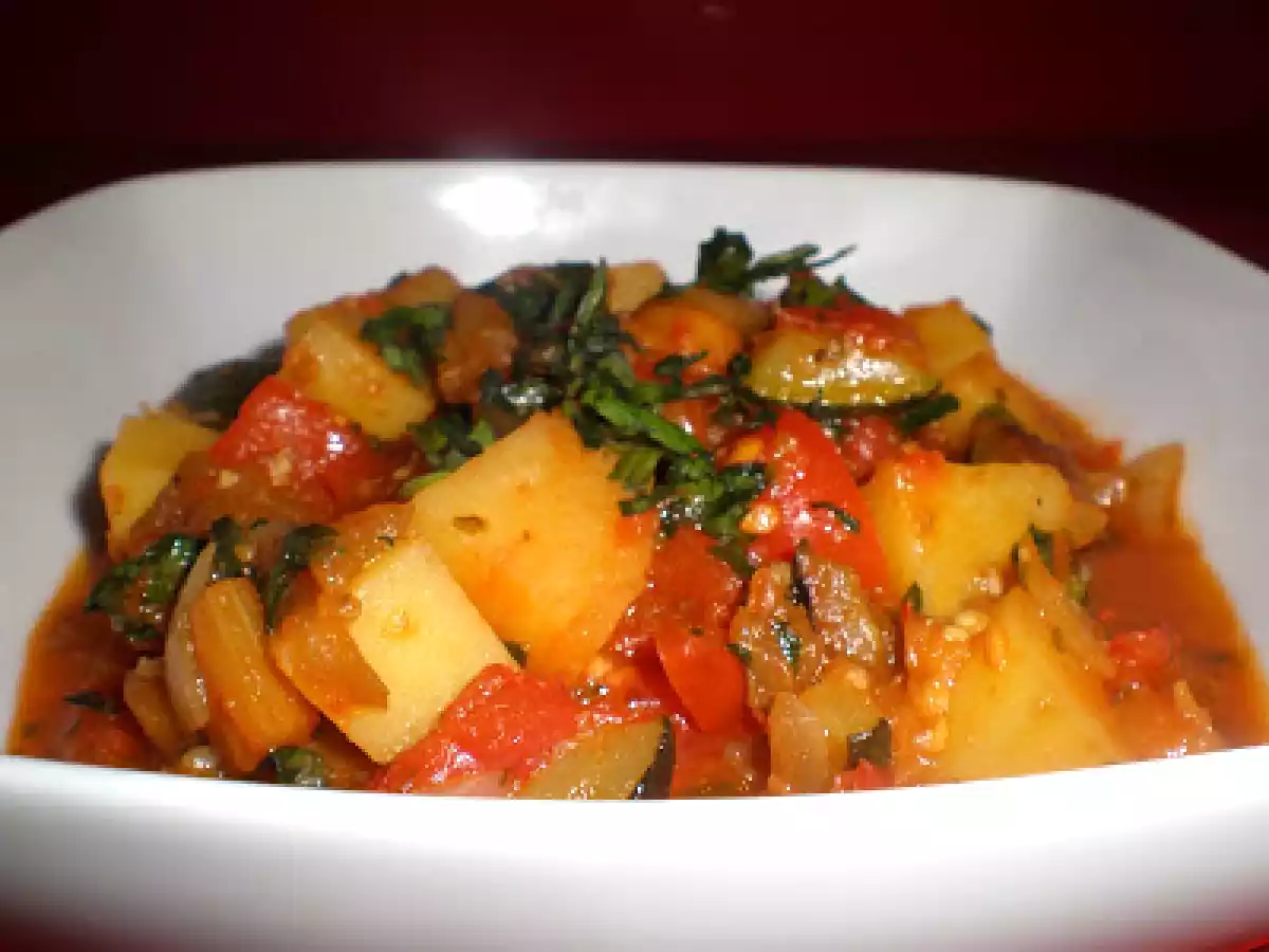 Ciambotta, guiso italiano de verduras - foto 3