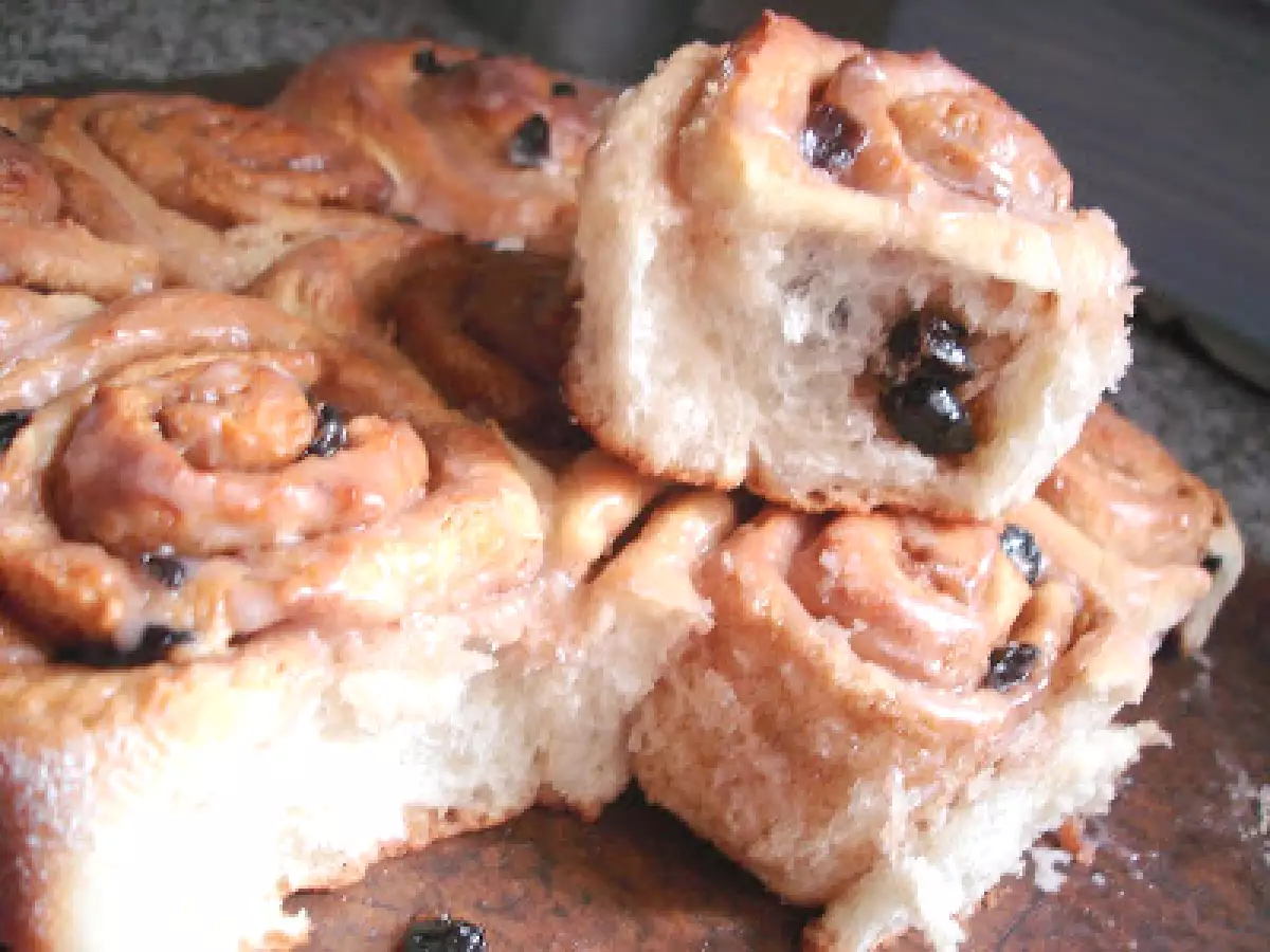 CINNAMON ROLLS CON ARÁNDANOS