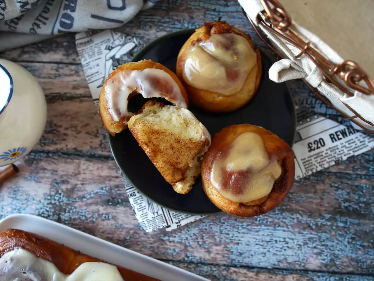 Cinnamon Rolls: deliciosos rollitos de canela con glaseado de vainilla - foto 5