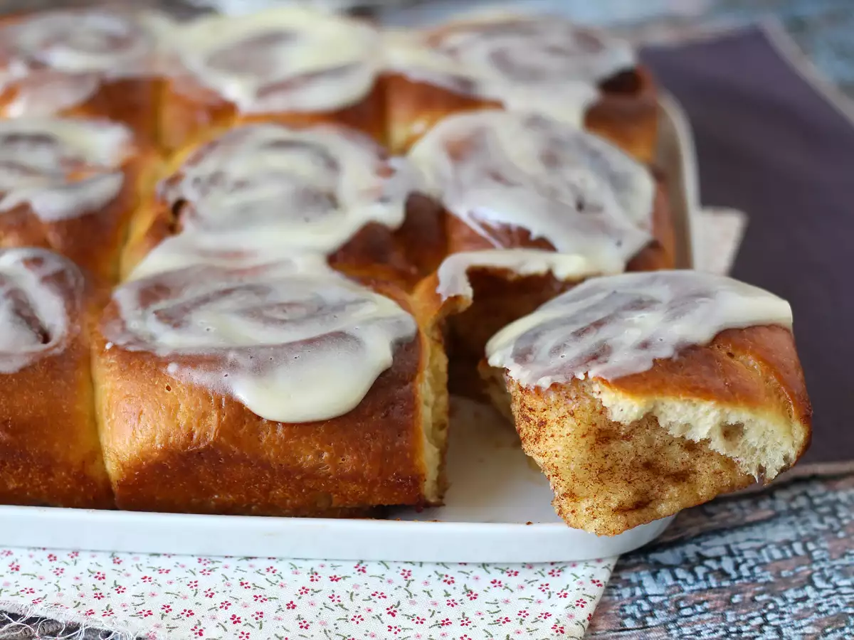 Cinnamon Rolls: deliciosos rollitos de canela con glaseado de vainilla - foto 8