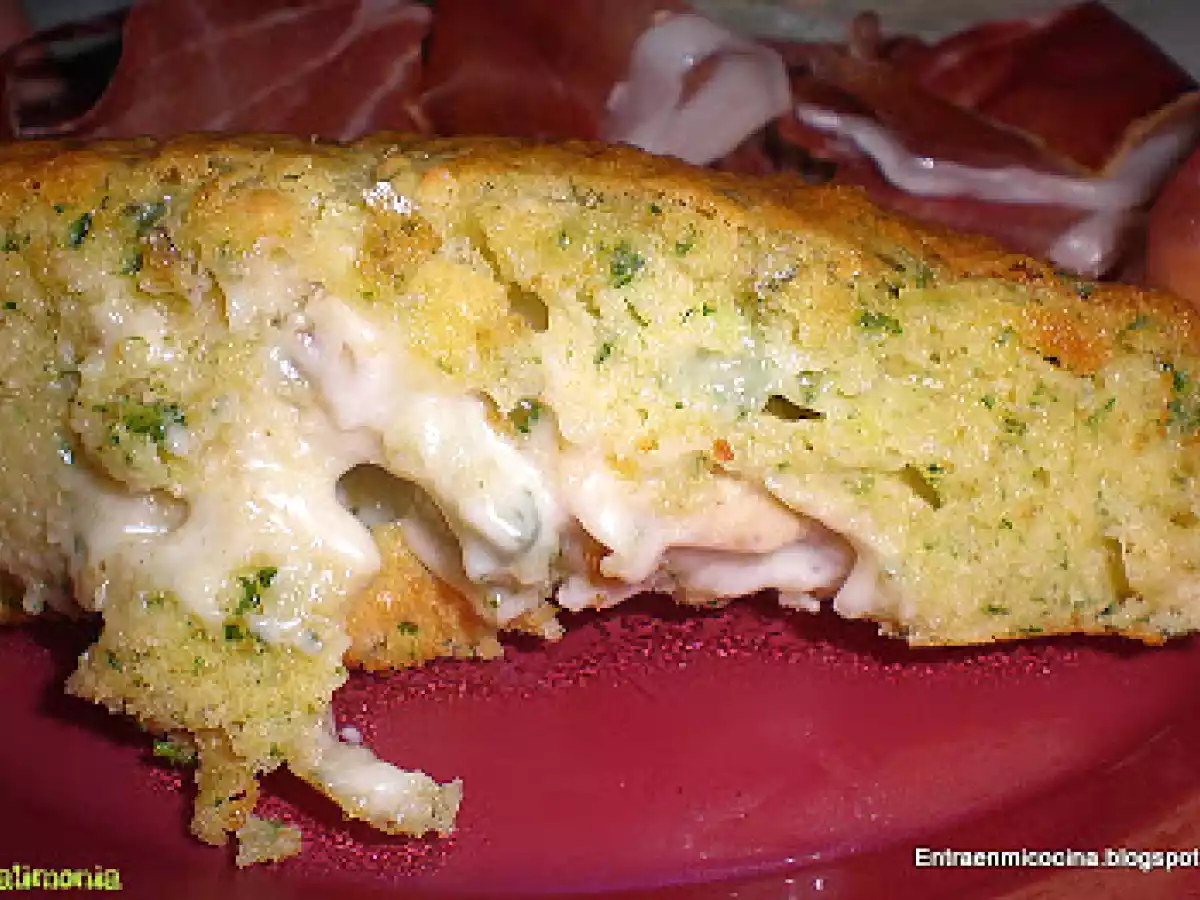 Clafouti salado de queso con nueces / Clafouti salé de fromage aux noix