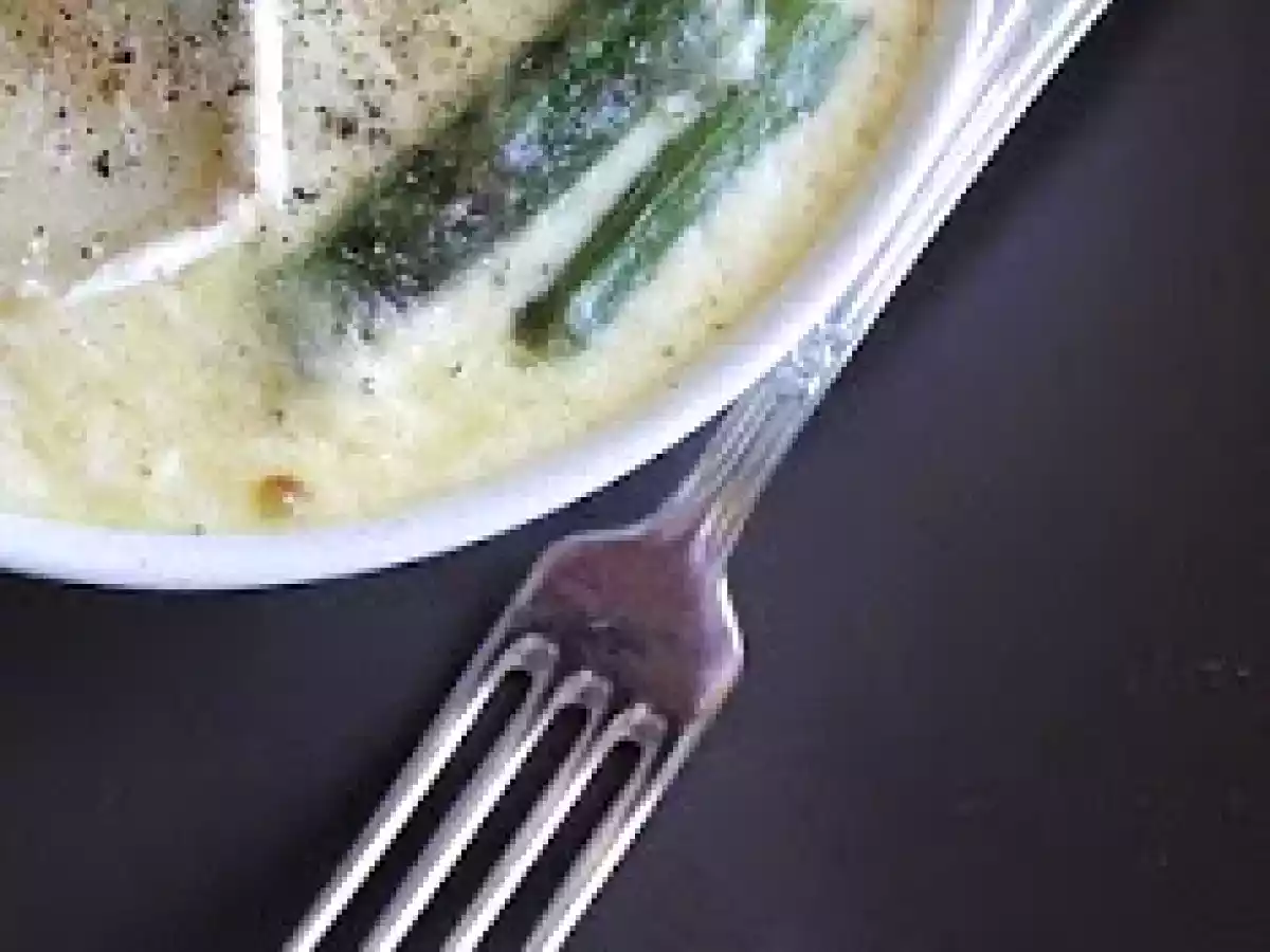 Clafoutis de espárragos y queso de cabra - foto 3