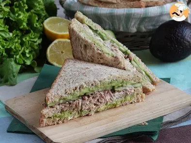 Club sandwich de atún y aguacate - foto 3
