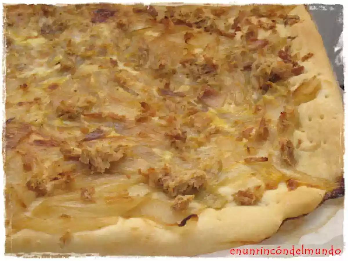 Coca de cebolla y atún - foto 2