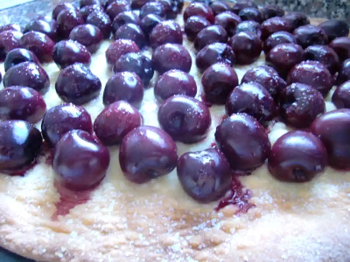 Coca de cerezas / Cóc de cireres