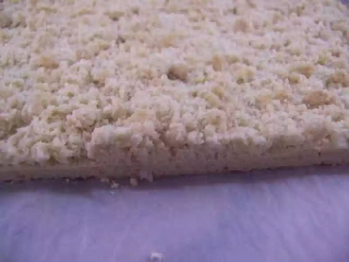 Coca de mollitas (típica de Alicante)