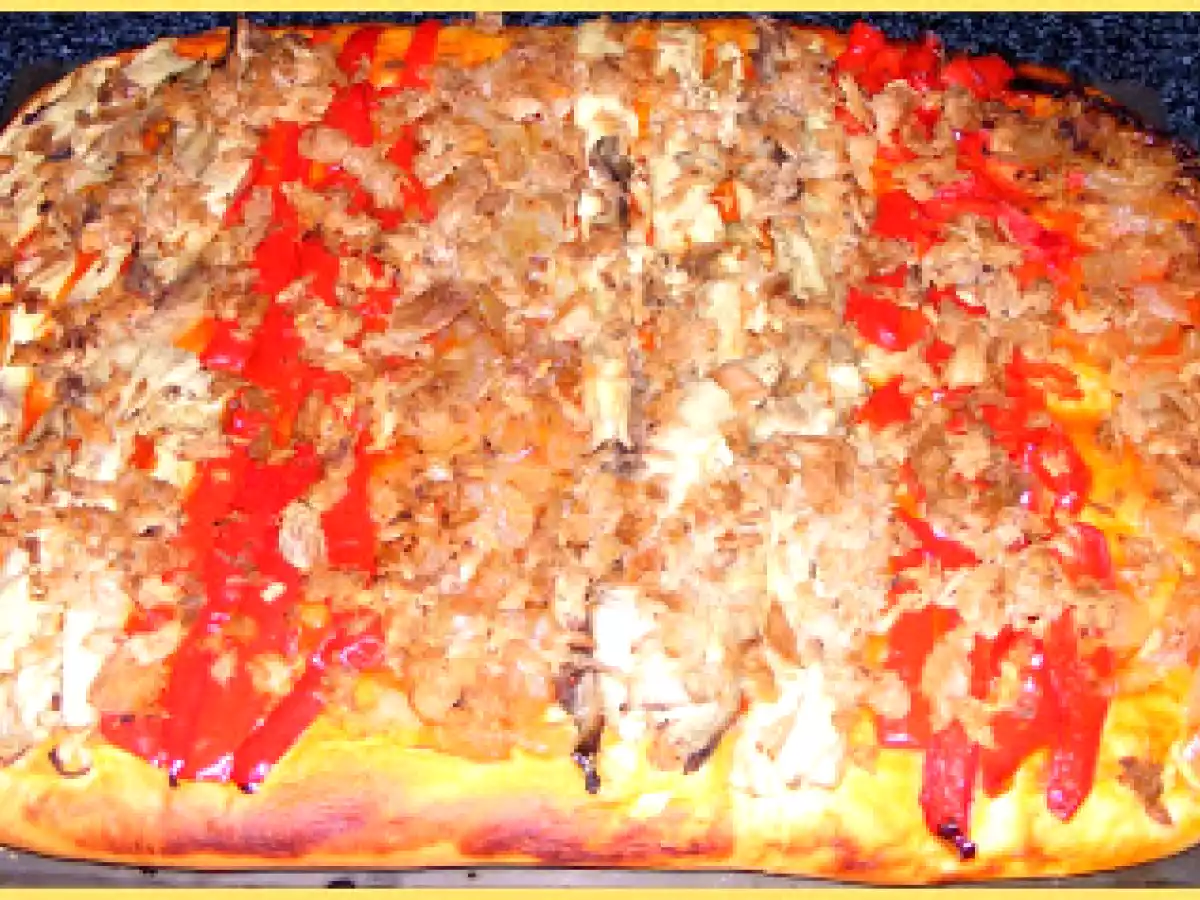 Coca de sanfaina (masa al estilo menorquín) - foto 2