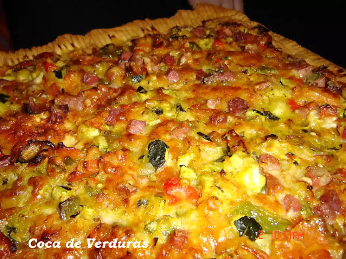 COCA DE VERDURAS Y BACÒN - foto 4