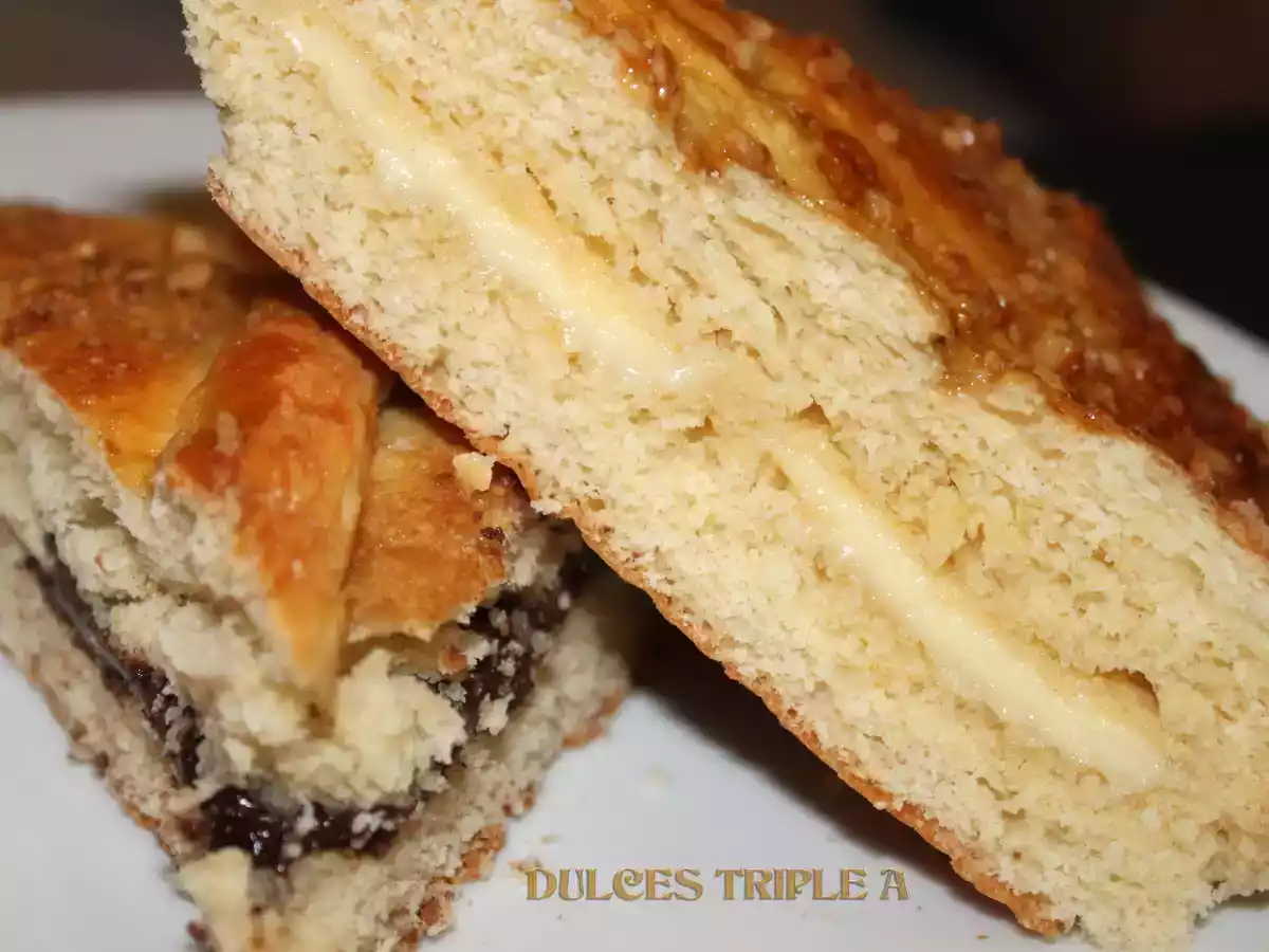 Coca Rellena de Chocolate