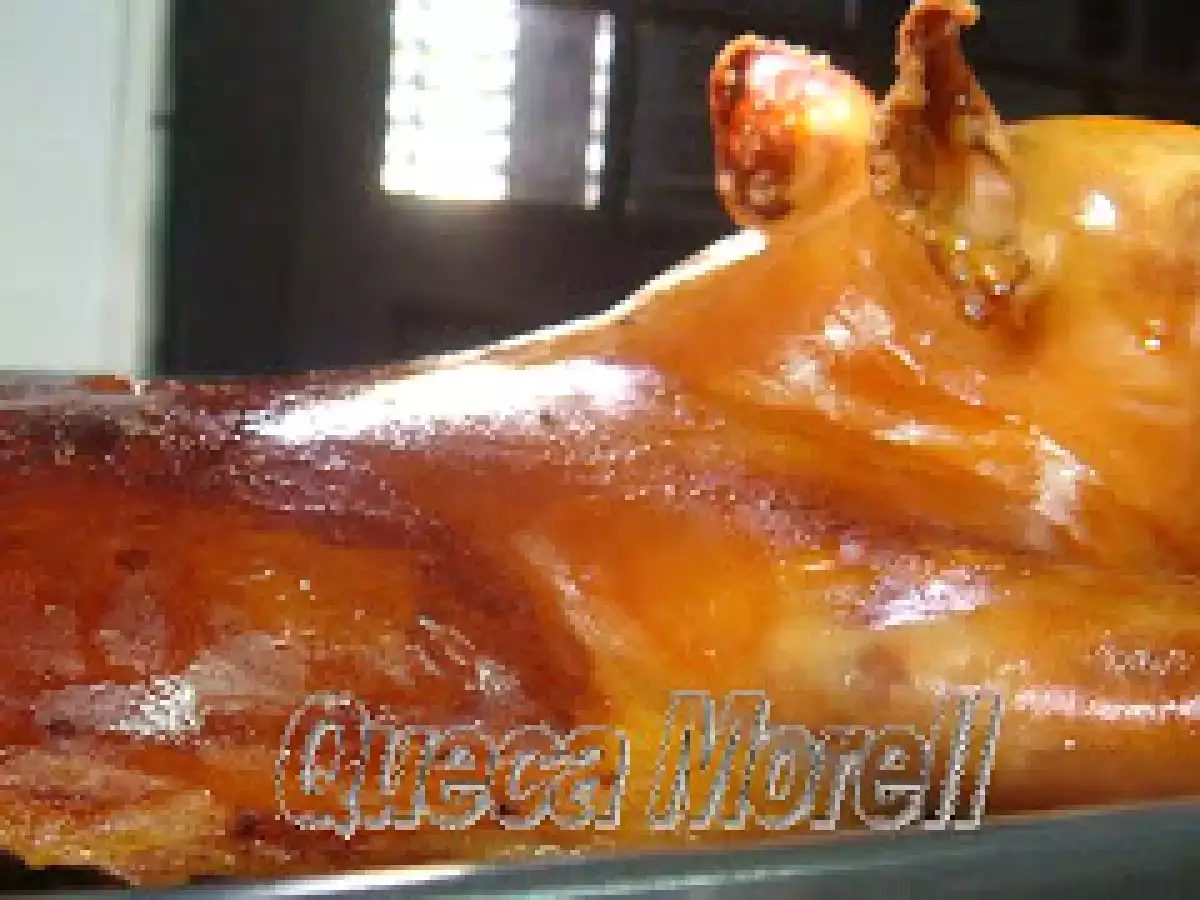 COCHINILLO LECHAL ASADO.