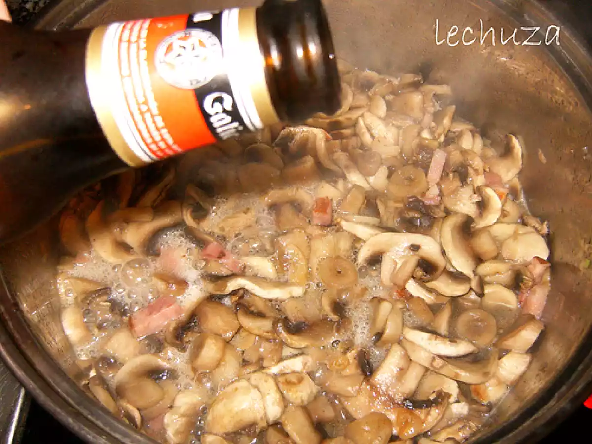 Cocina para estudiantes: champiñones a la cerveza con bacon - foto 5
