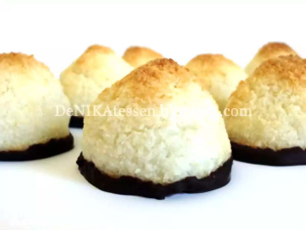 Coconut macaroons