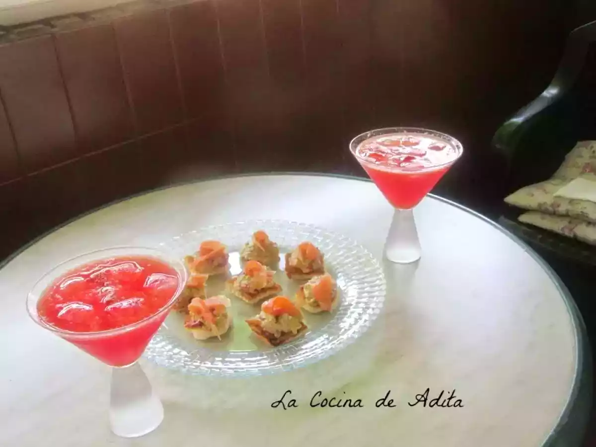 Coctel de frutas, con canapés de aguacate y bonito - foto 8