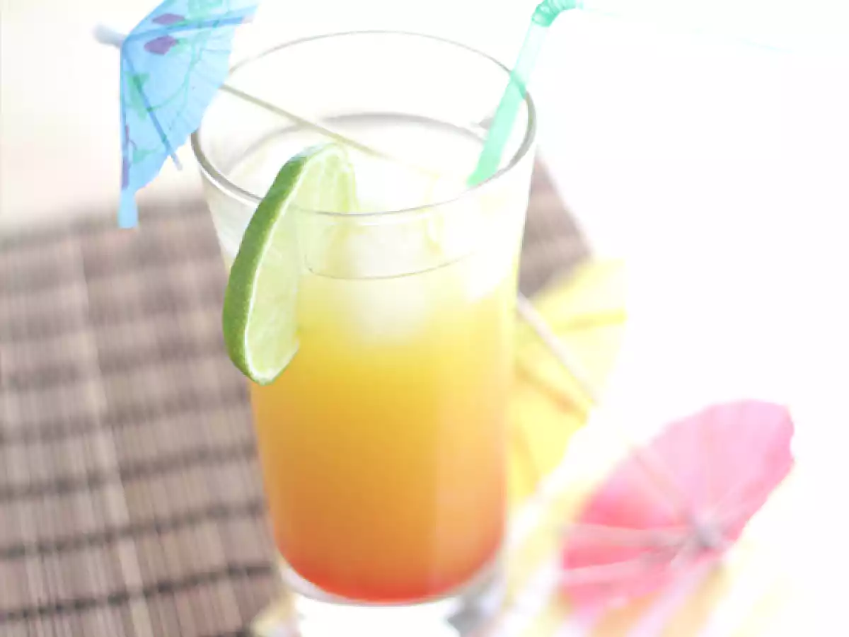 Cóctel tequila sunrise