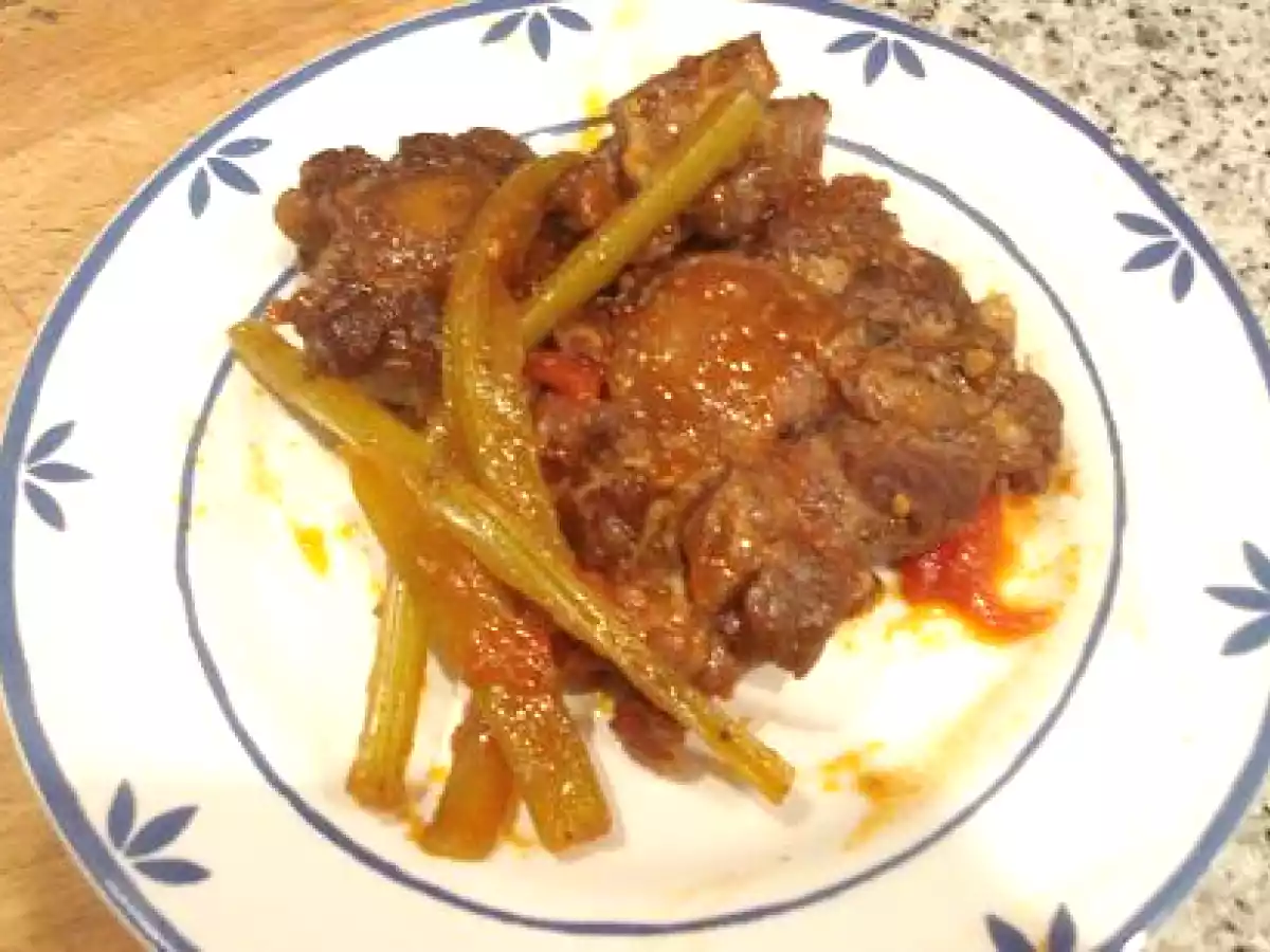 Coda alla vaccinara (Rabo de vaca a la vaccinara )