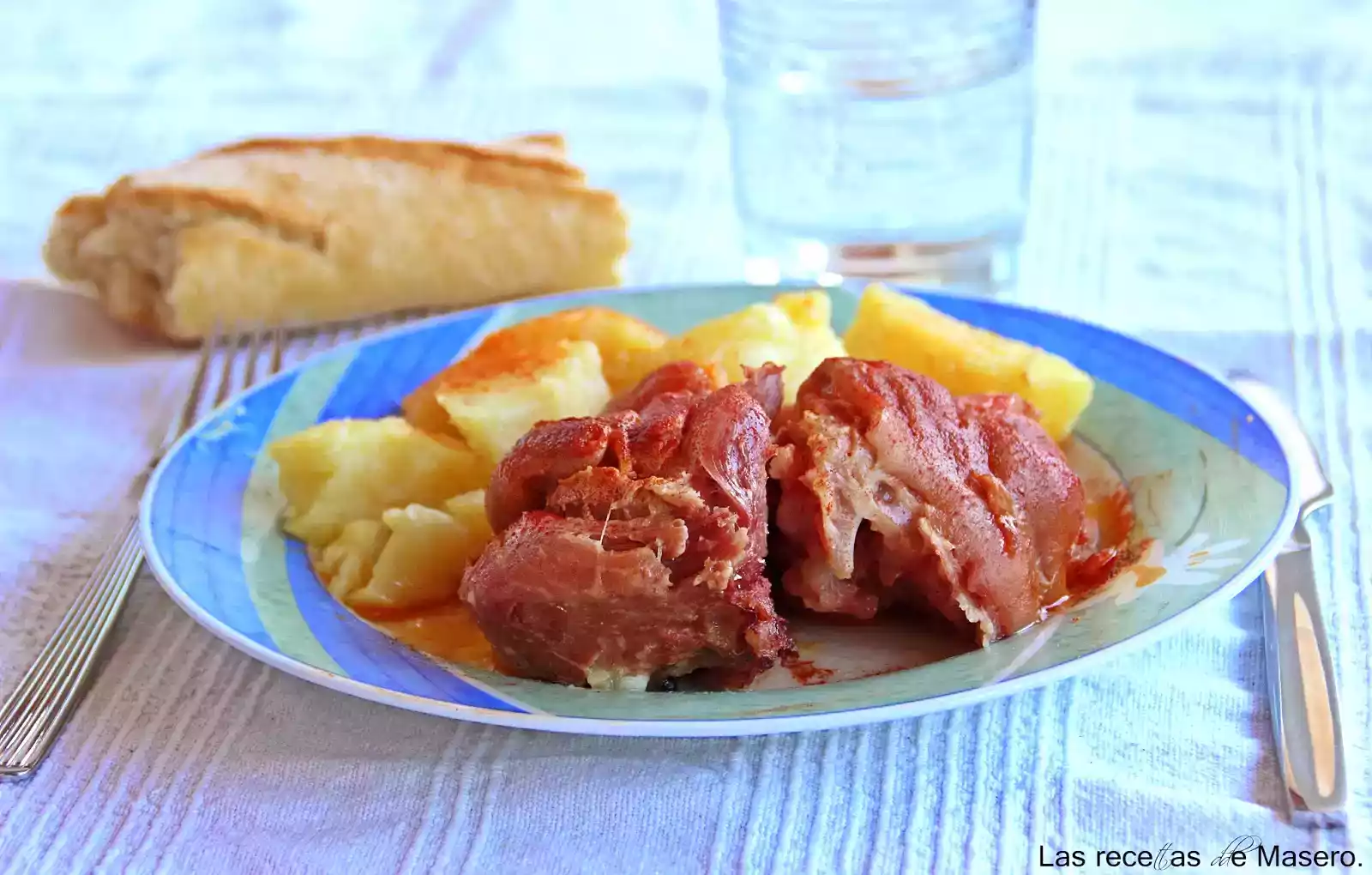 Receta de codillo con patatas en olla a presión fácil