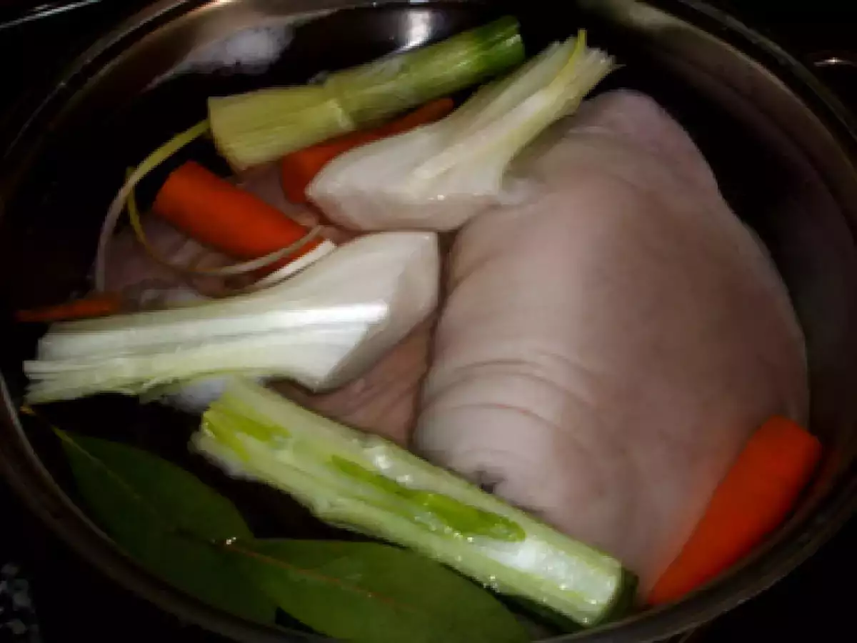 Codillo estilo Alemán con salsa de mostaza - foto 2