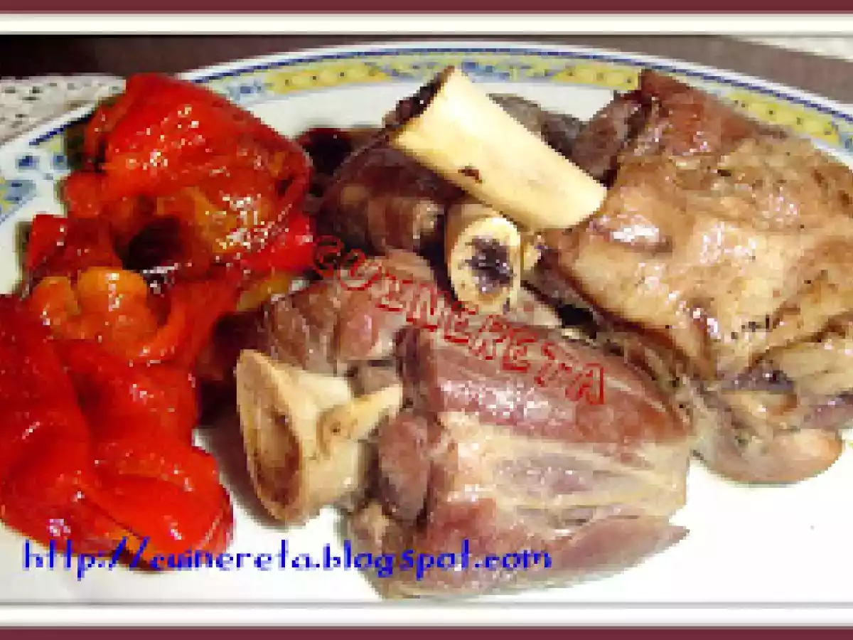 CODILLOS DE CORDERO LECHAL ASADOS