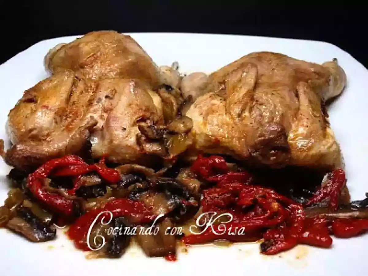 Codornices con pimientos de piquillo y champiñones (fussioncook)