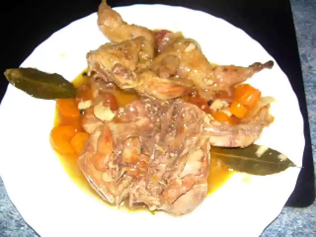 CODORNICES ESTOFADAS