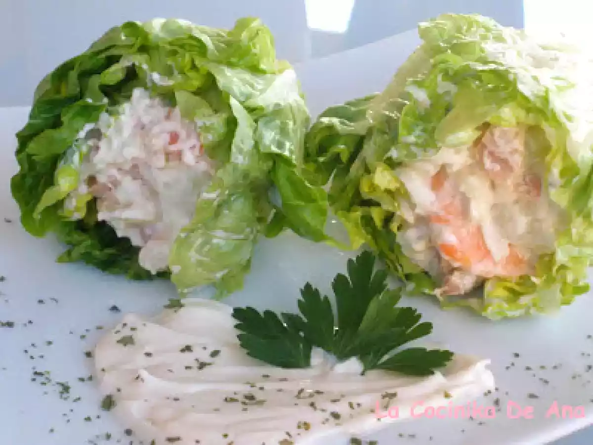 Cogollos rellenos de ensaladilla rusa