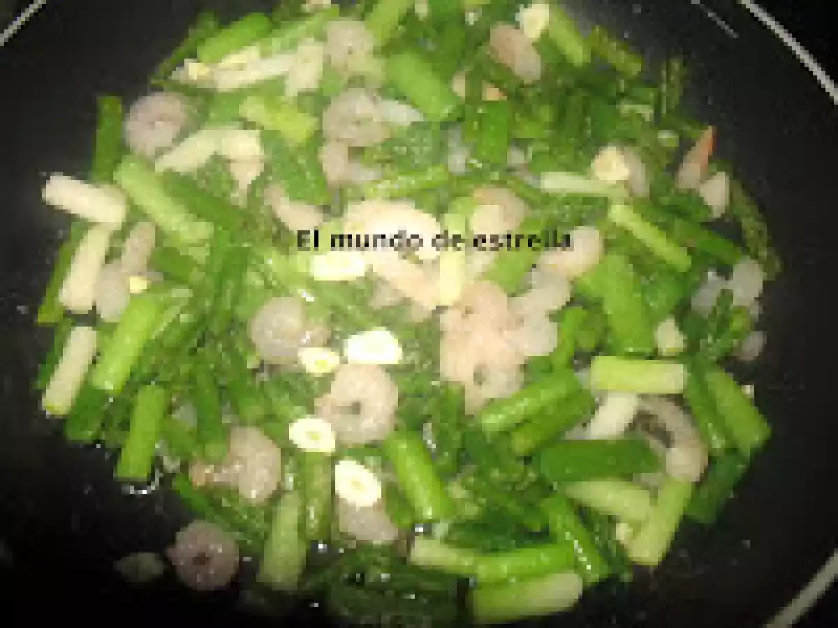 Colas de merluza con salteado de gambas - foto 4