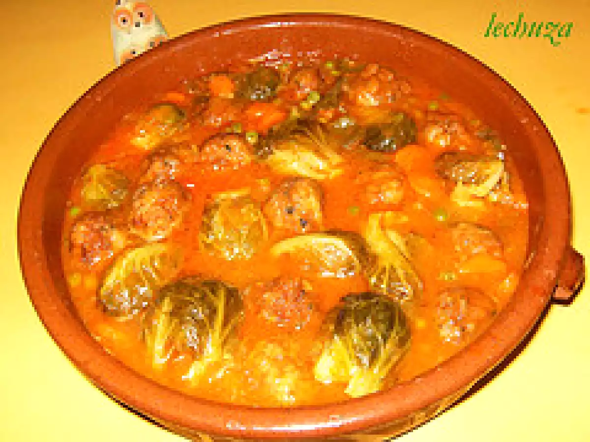 Coles de bruselas con albóndigas - foto 2