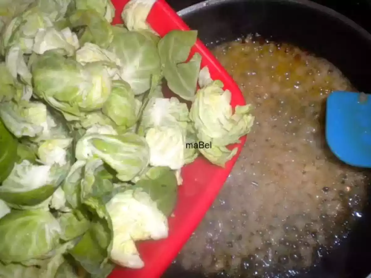 Coles de bruselas salteadas con jamón - foto 6