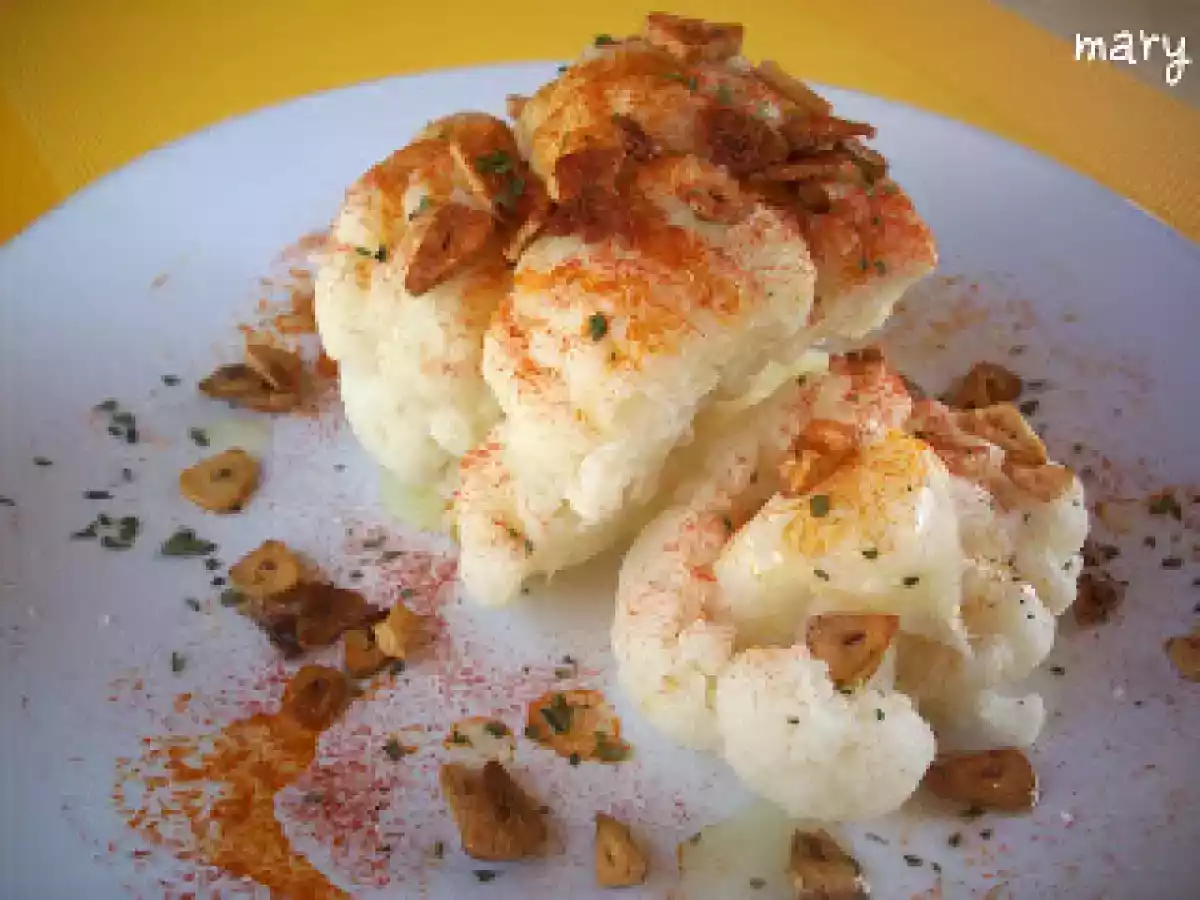 Coliflor con ajo y pimentón