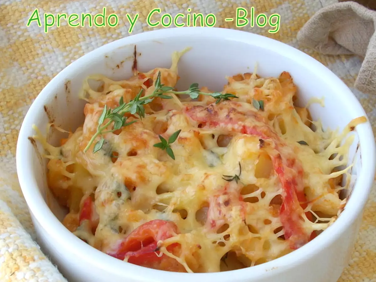 Coliflor en salsa de pimientos, al gratín