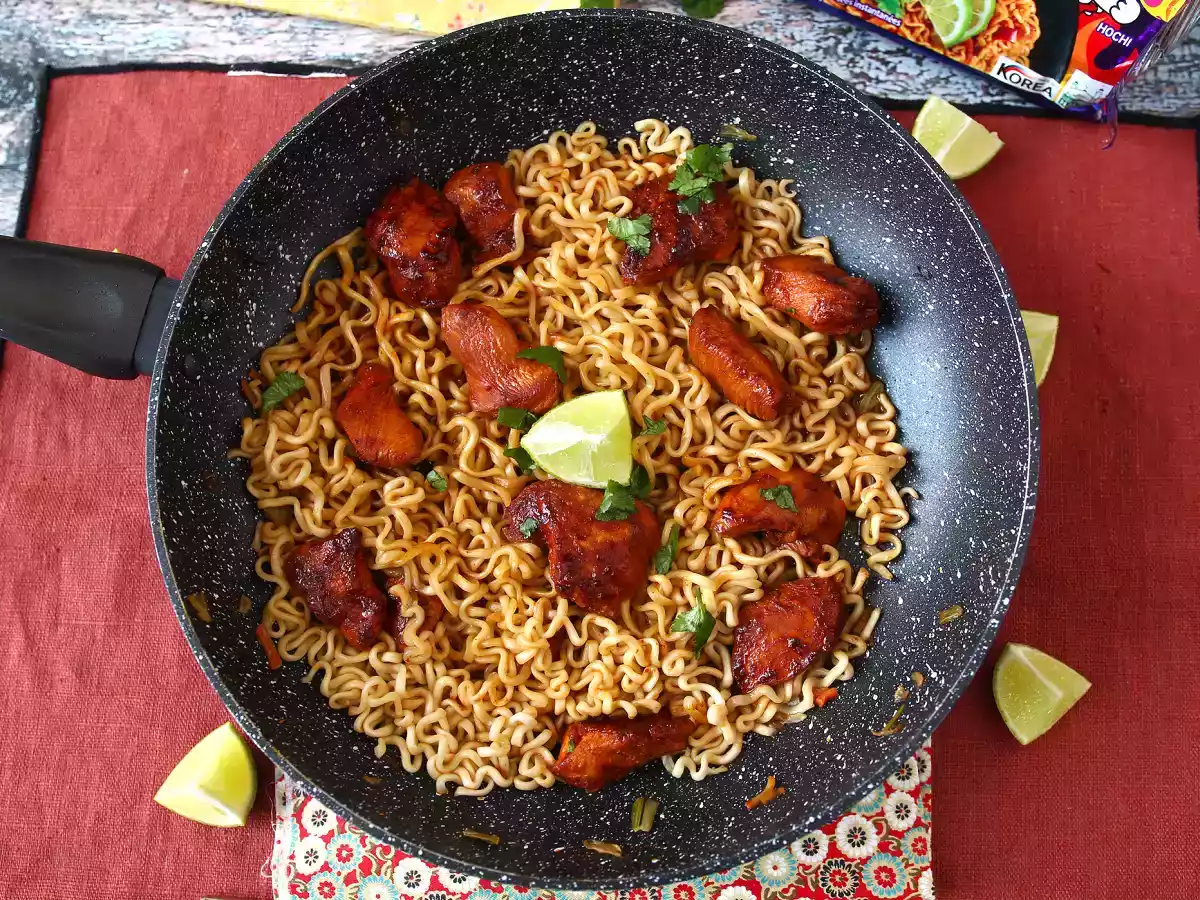Cómo cocinar fideos buldak de lima y habanero, ¡receta con pollo marinado! - foto 3