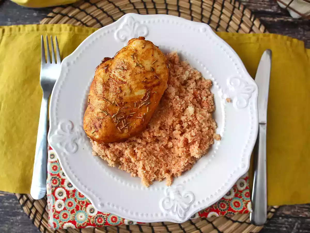 Cómo cocinar una pechuga de pollo en freidora de aire: dorada, jugosa y lista en minutos - foto 6