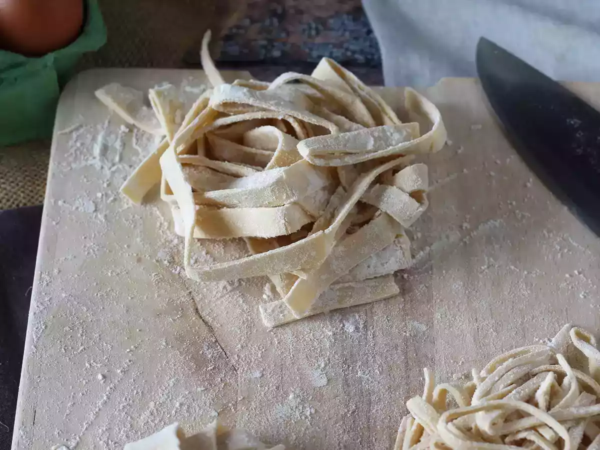 Cómo hacer pasta fresca al huevo: Tagliatelle - foto 5