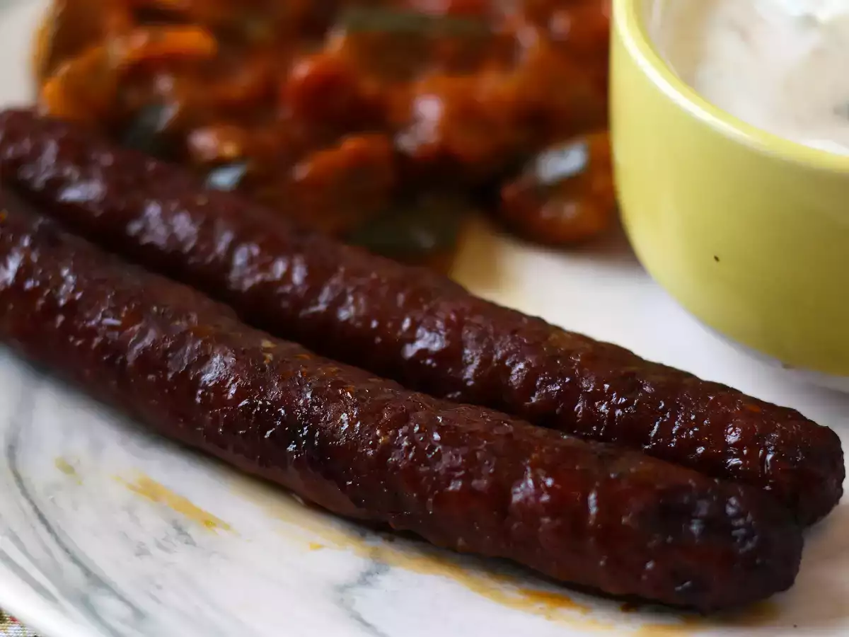 Cómo hacer salchicha fresca picante, tipo chistorra o merguez en freidora de aire - foto 2